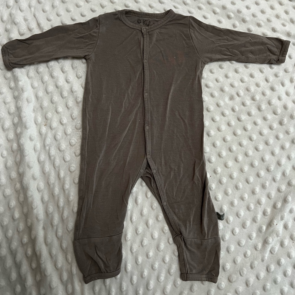 Kyte baby romper 0-3 months